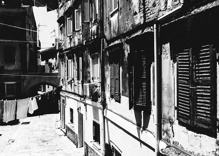 S&g Corfu Old Town - The Volto *